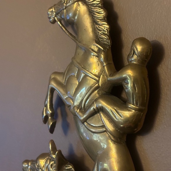 COPY - Mid-Century Modern Brass Cast Eagle Wall Decor- Soaring Eagle Metal Wall… - Picture 11 of 12